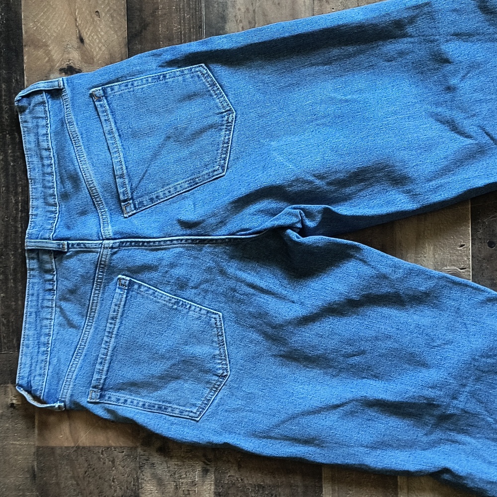 Old Navy High Rise O.G. Loose Straight Leg Distressed Light Wash Jeans Sz 10 Wom - Picture 11 of 14